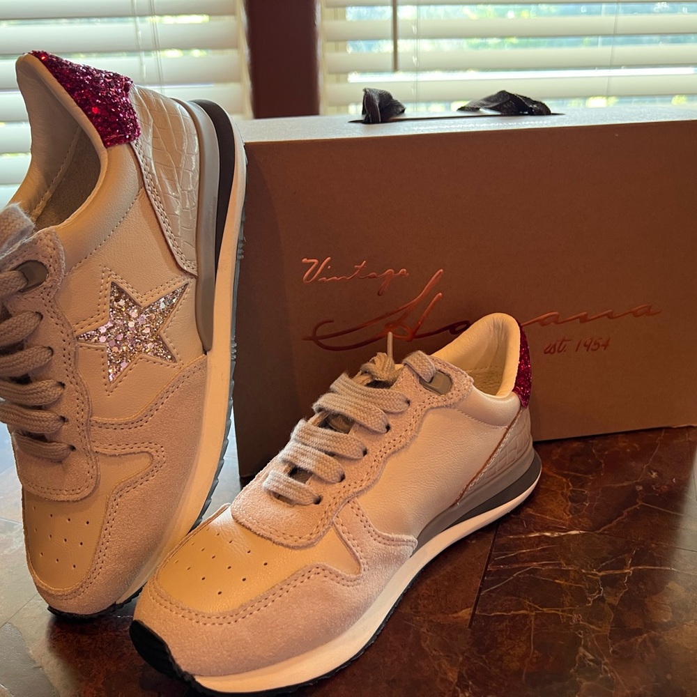 Vintage Havana Sneakers with Cream and Red Accents